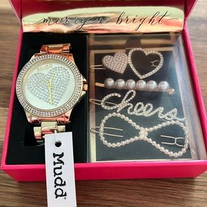 Mudd Watch and Hair Clip Set